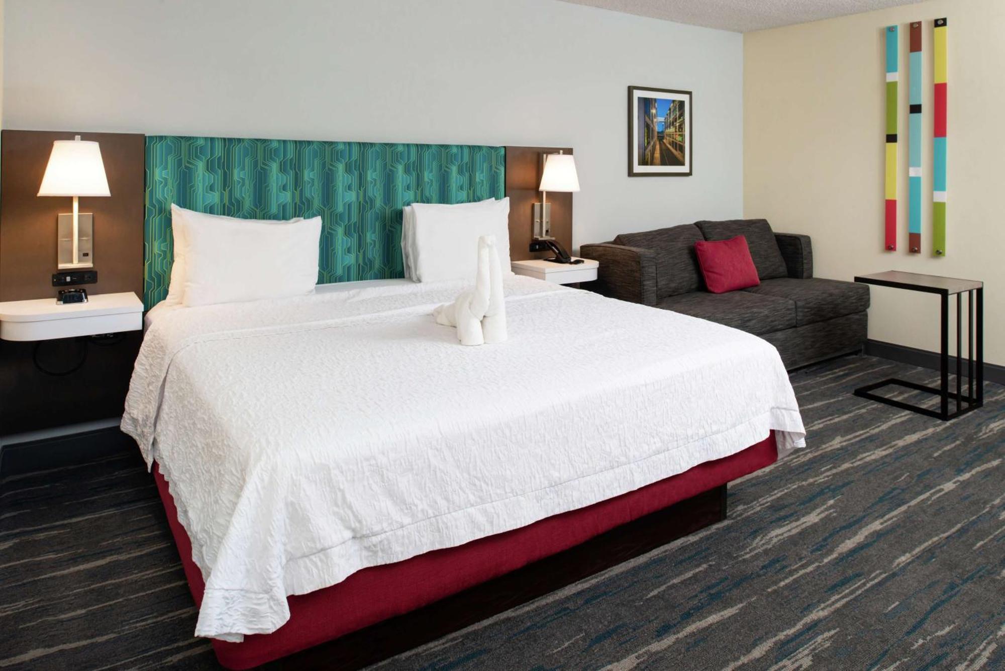 Hampton Inn Greensboro Airport Exterior foto