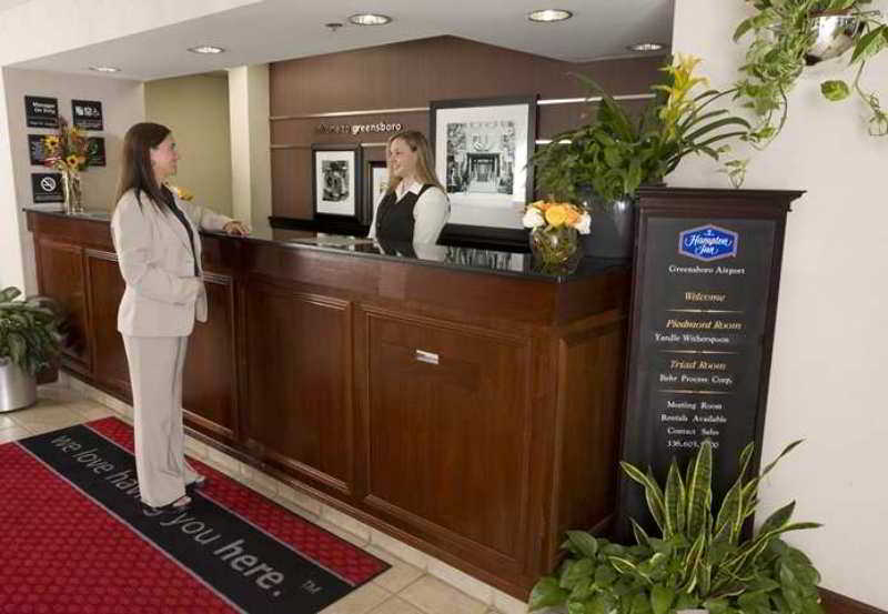 Hampton Inn Greensboro Airport Interior foto